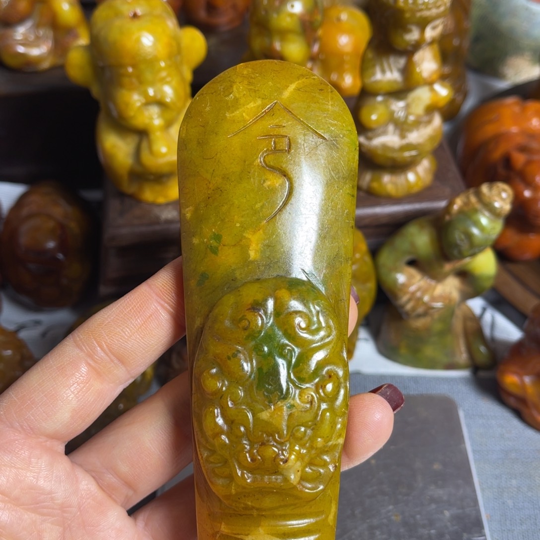 蛇纹石玉合金颈饰