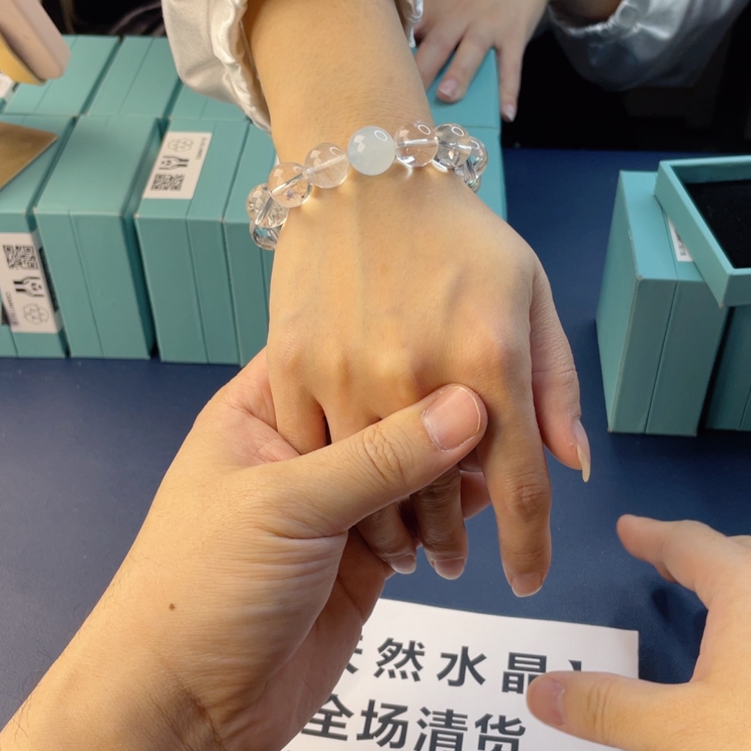 银S925镶嵌水晶手链