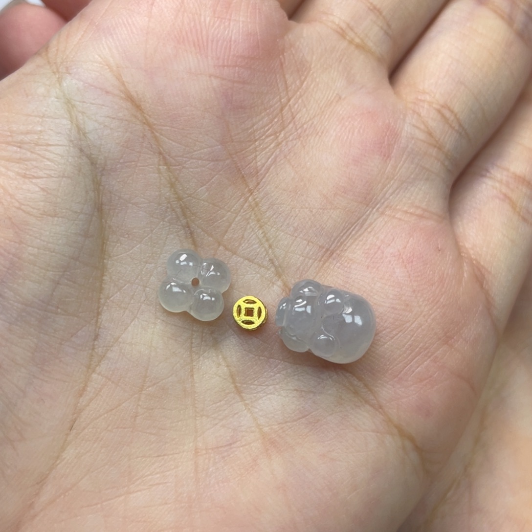 小***）翡翠未镶嵌手串脚链