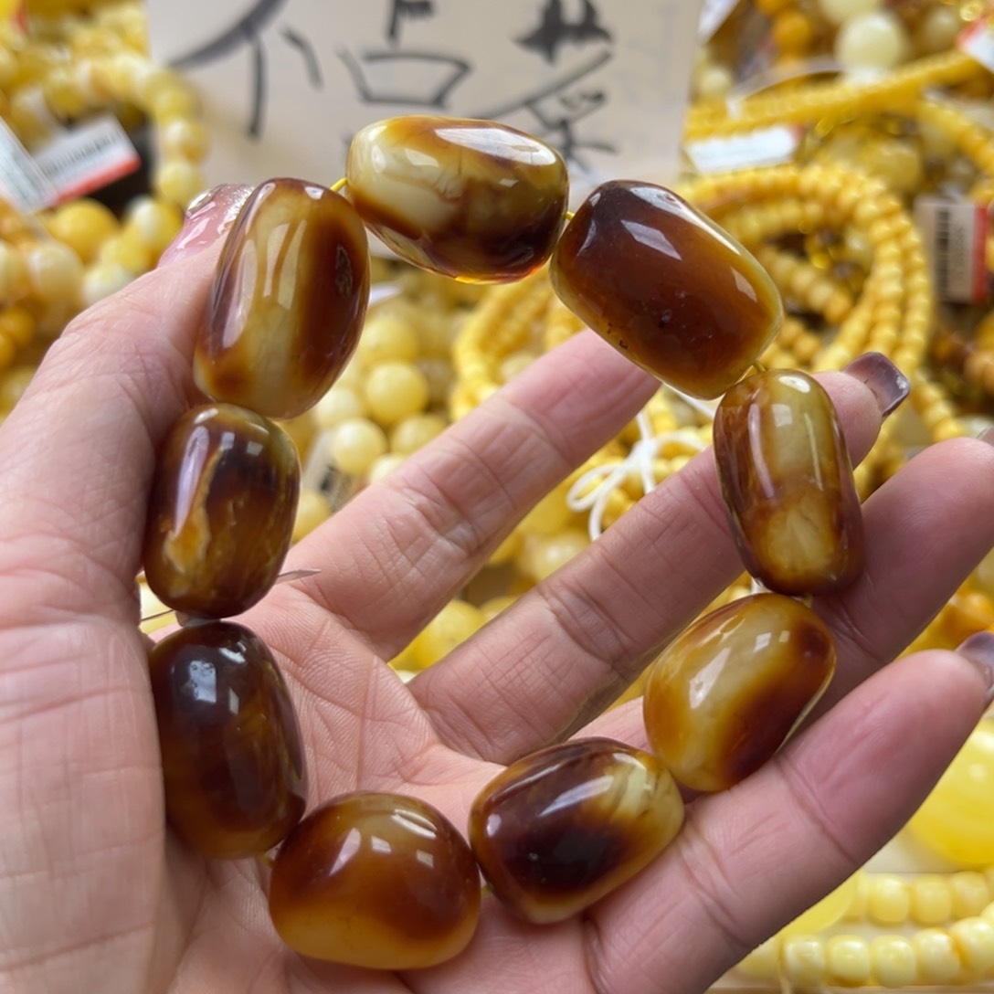 琥珀珠宝奇石未镶嵌