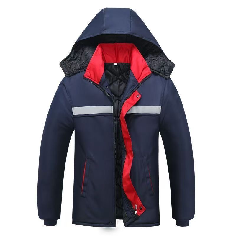 棉服。带帽头。耐磨保暖加厚