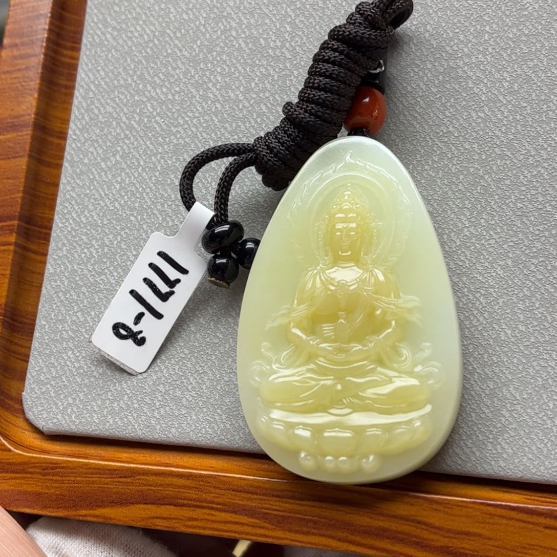 和田玉挂件未镶嵌