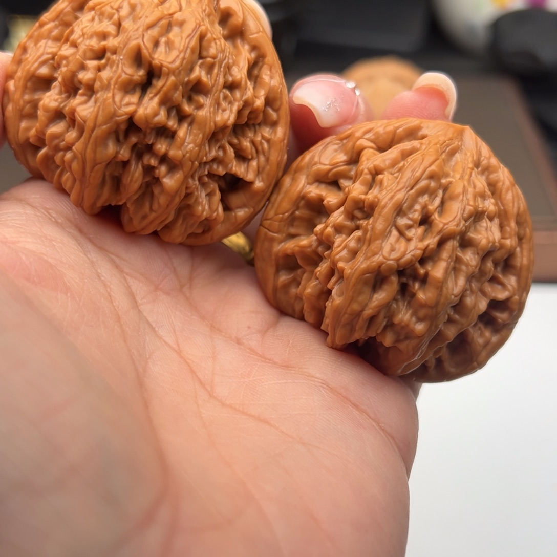 文玩核桃把件虎头王45