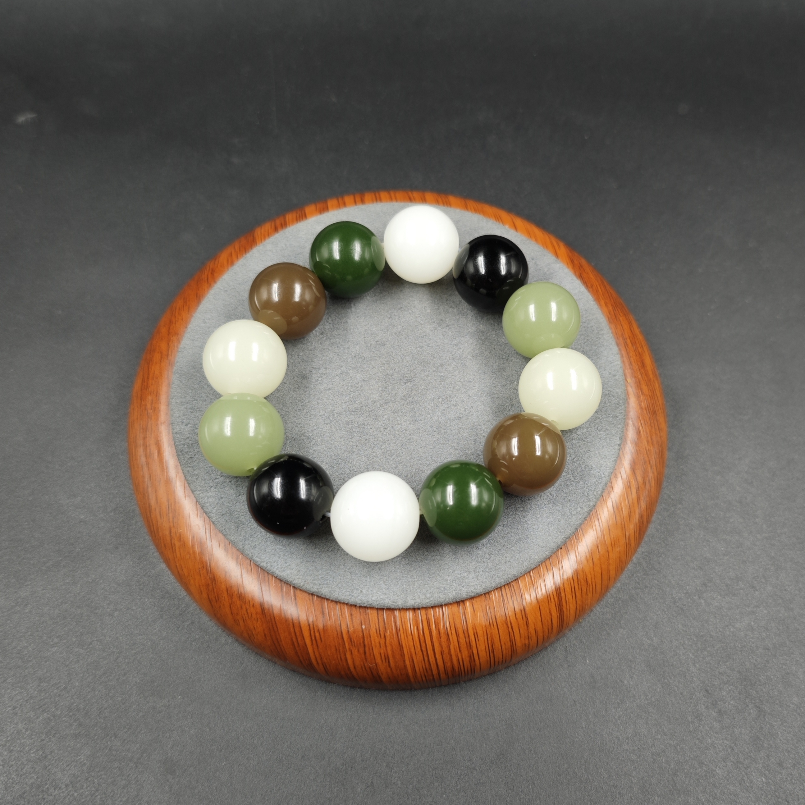 多宝卡18手串白搭30058