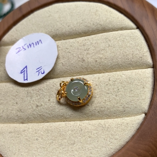 翡翠颈饰银S925镶嵌翡翠