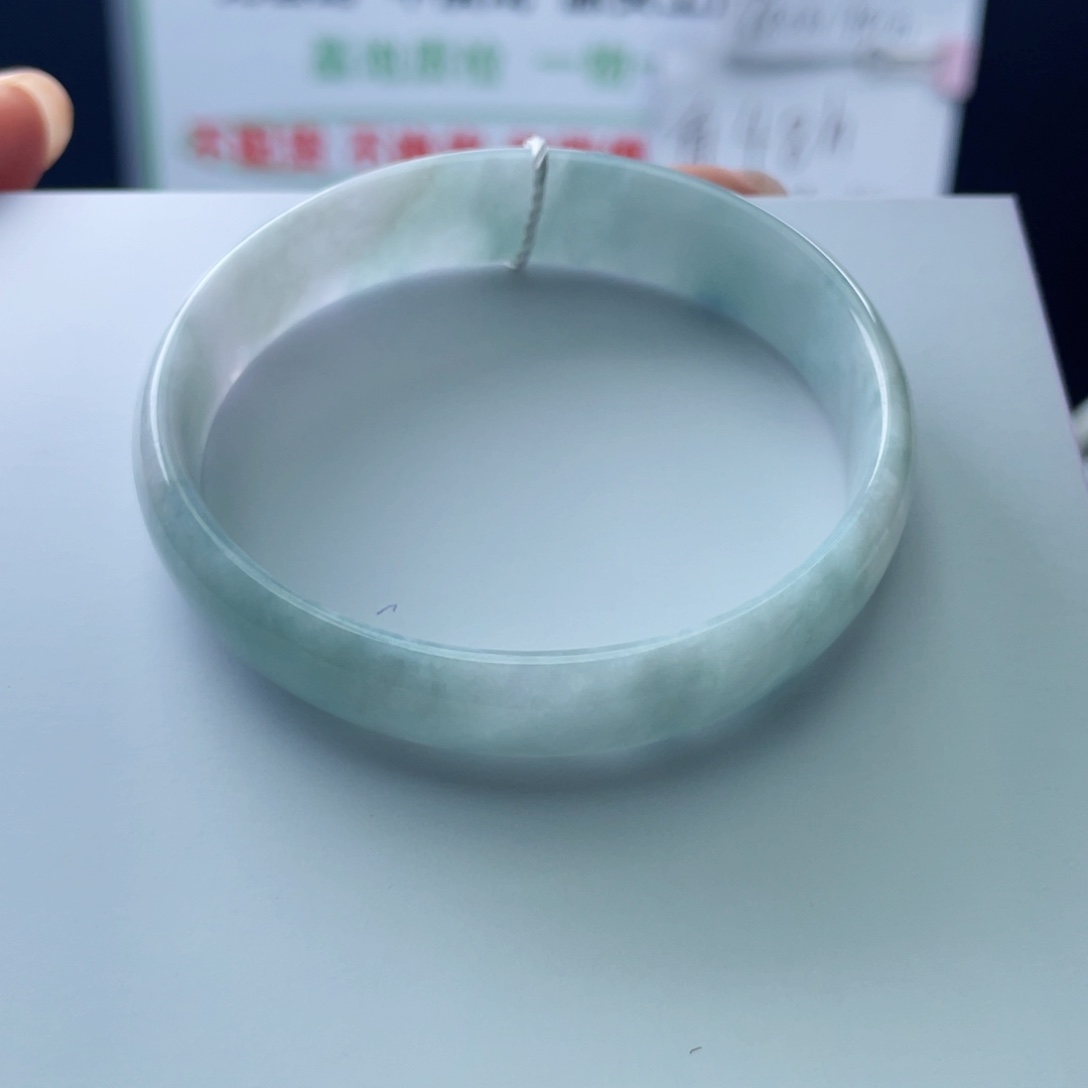 悄***袭翡翠未镶嵌手镯57