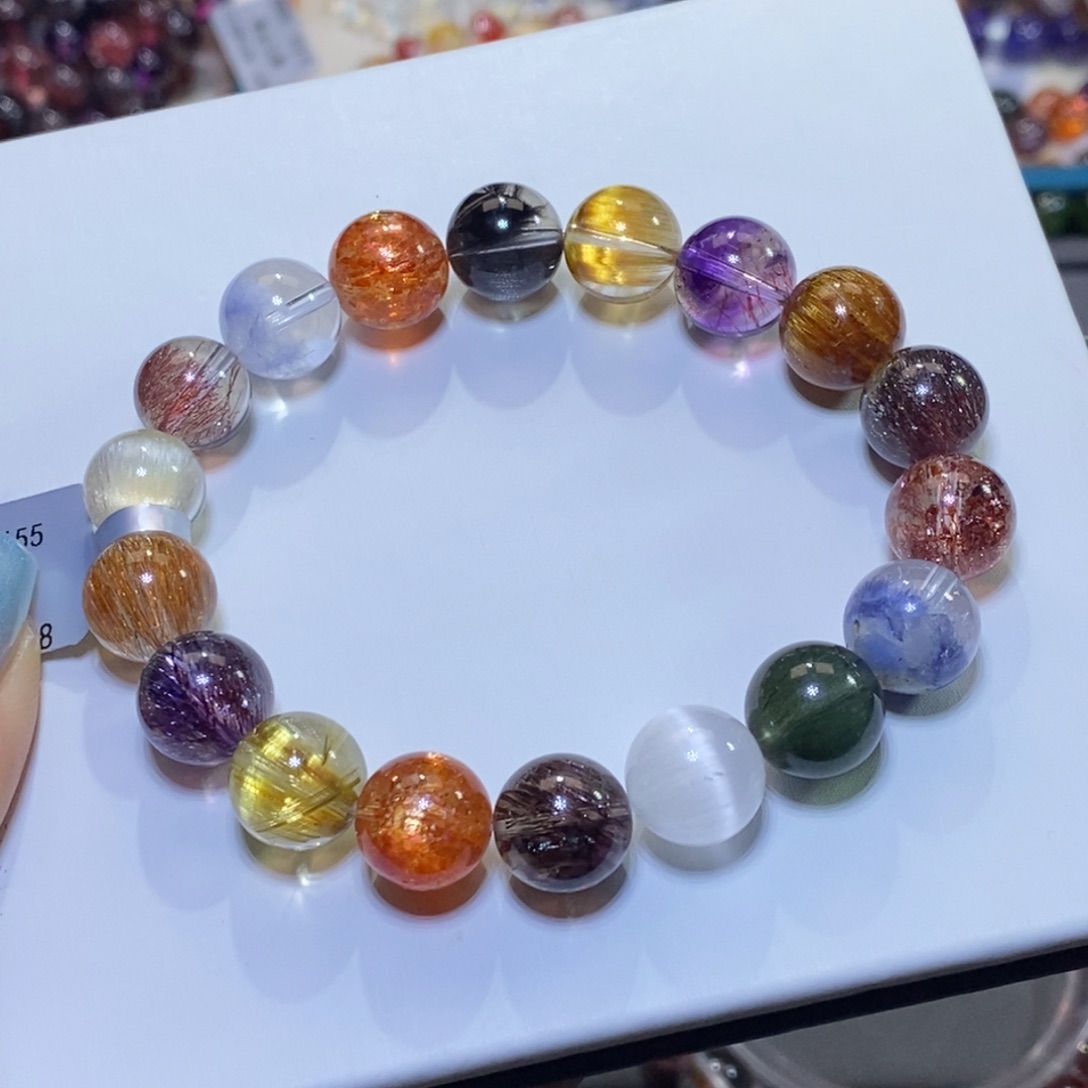 水晶手串未镶嵌m****v手串