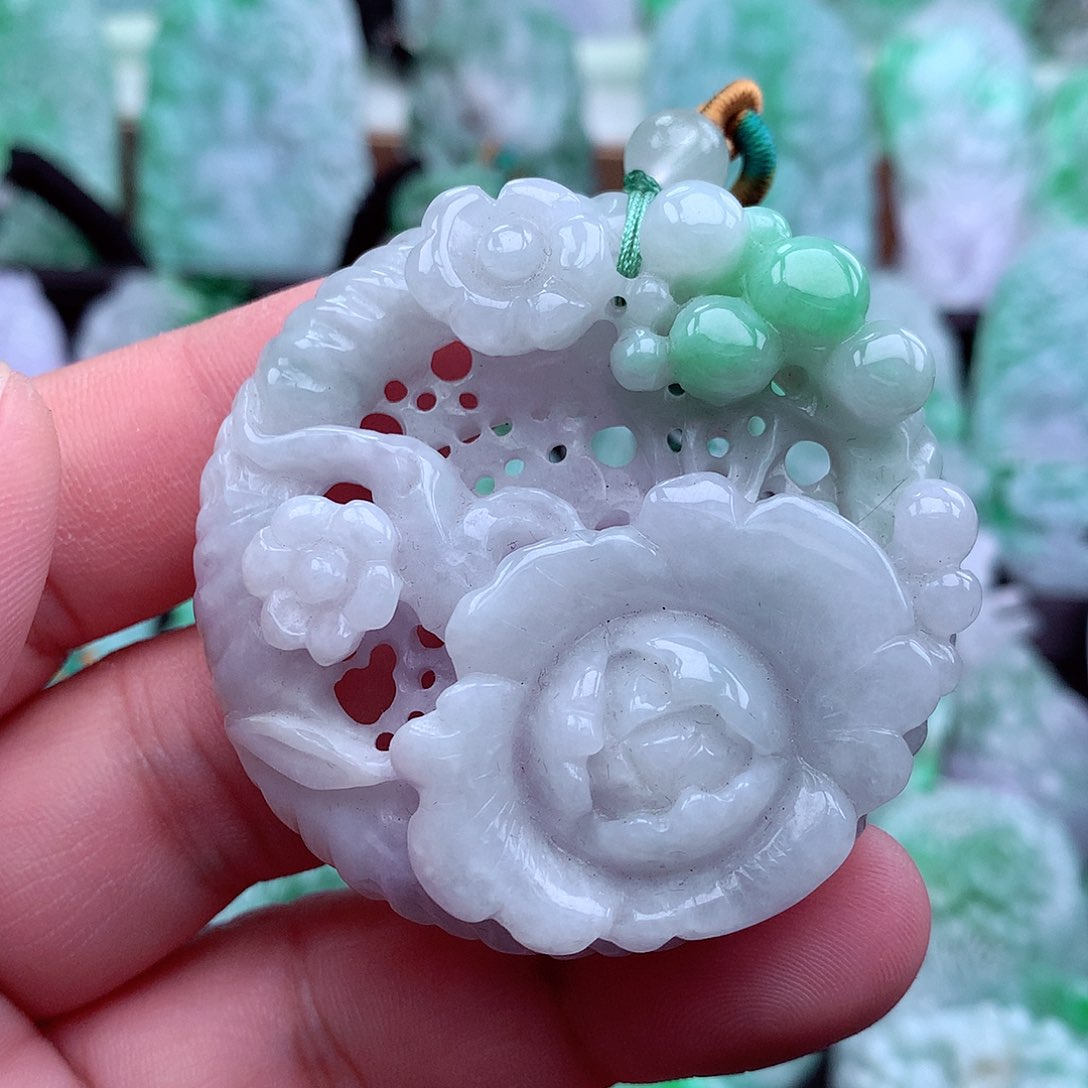 翡翠吊坠(不含链)未镶嵌