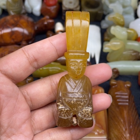 未镶嵌蛇纹石玉颈饰41