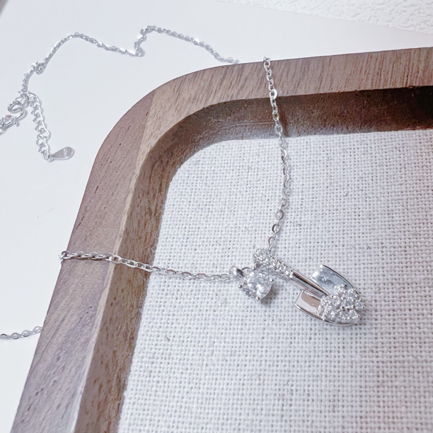坠链均925银合成锆石 精致时尚百搭电白简约气质小铲子镶嵌银项链