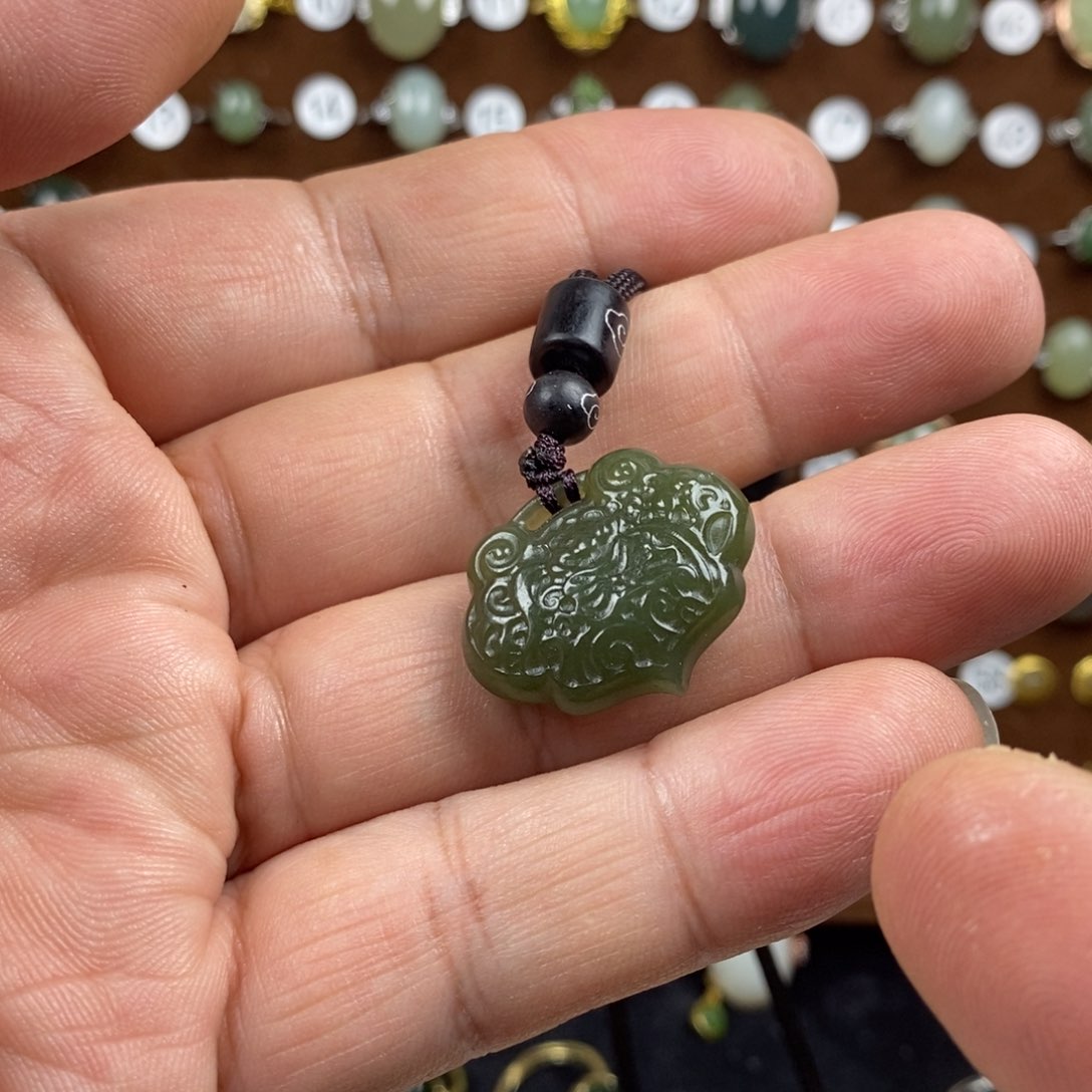 和田玉戒指未镶嵌