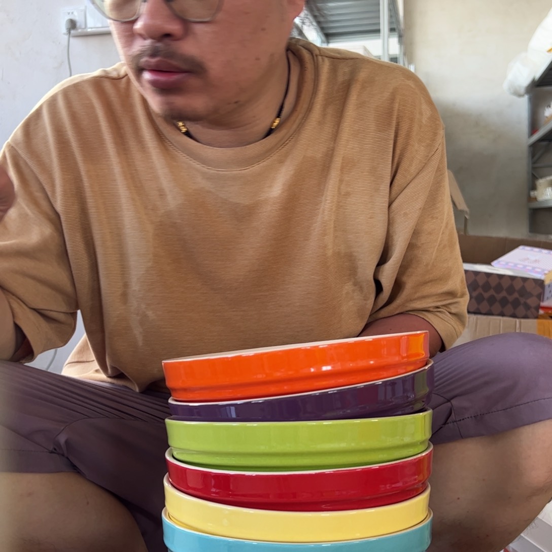 老姊妹家瓷器好漂亮彩虹色系圆深盘微瑕