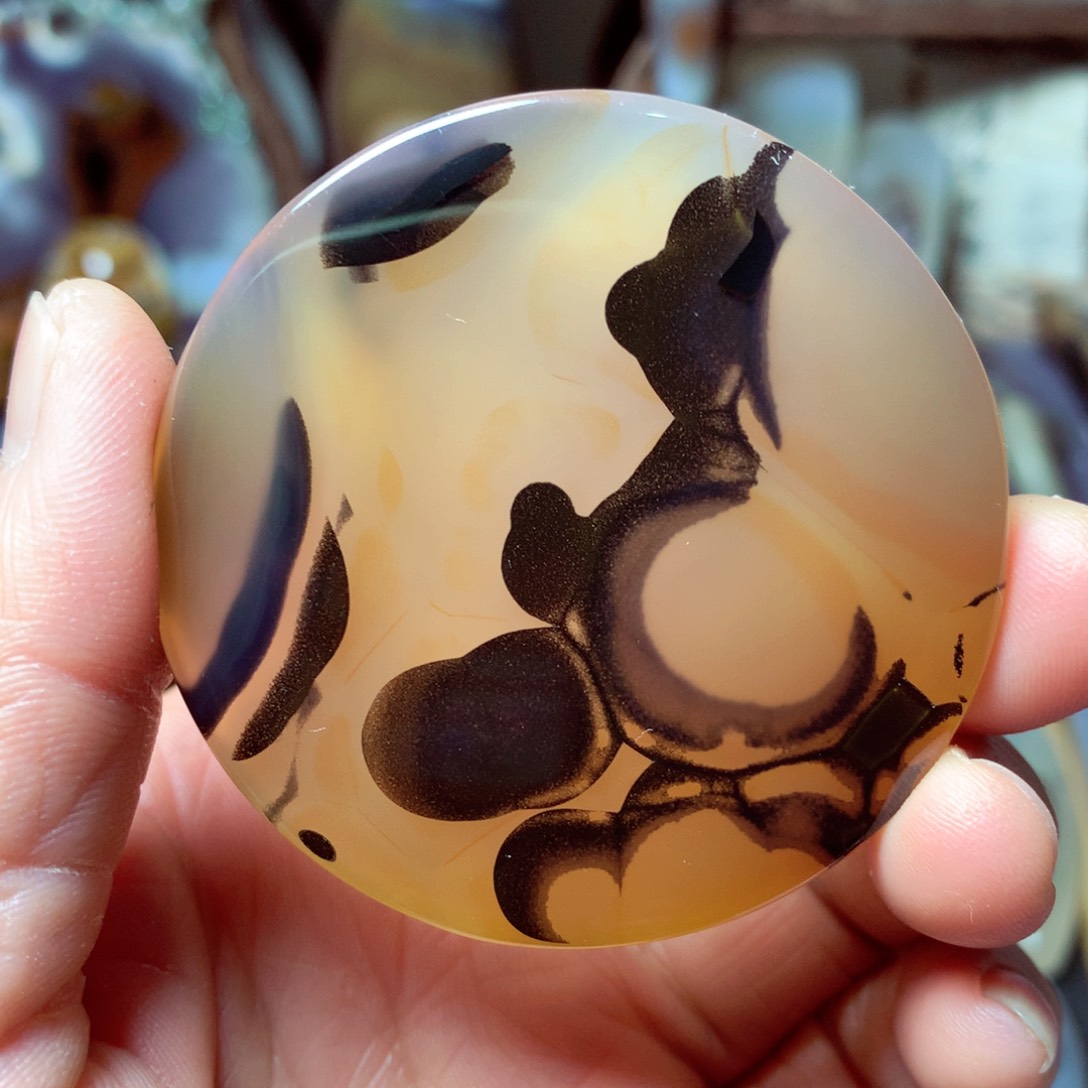 玛瑙/玉髓颈饰未镶嵌