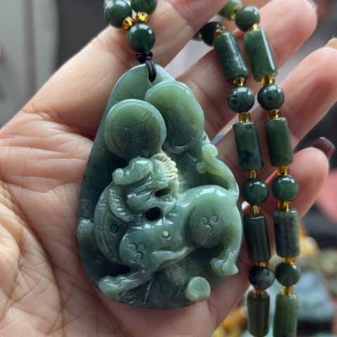 岫玉挂件未镶嵌挂件