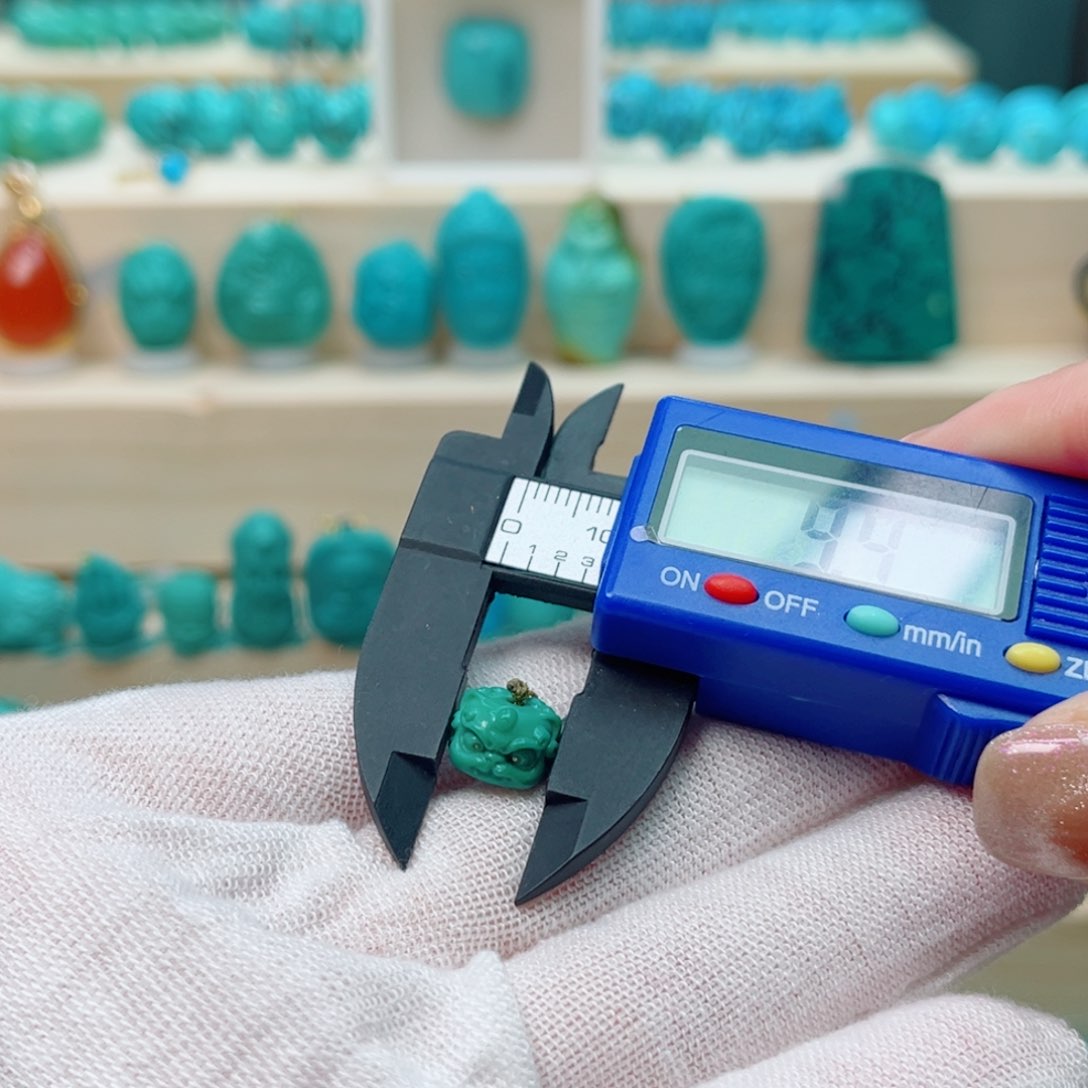 绿松石萌狮未镶嵌