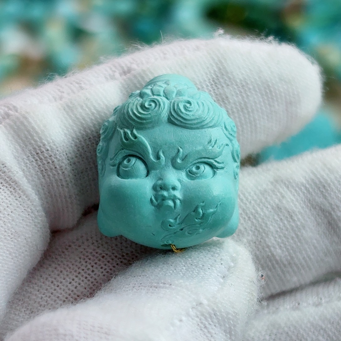 绿松石未镶嵌珠宝奇石