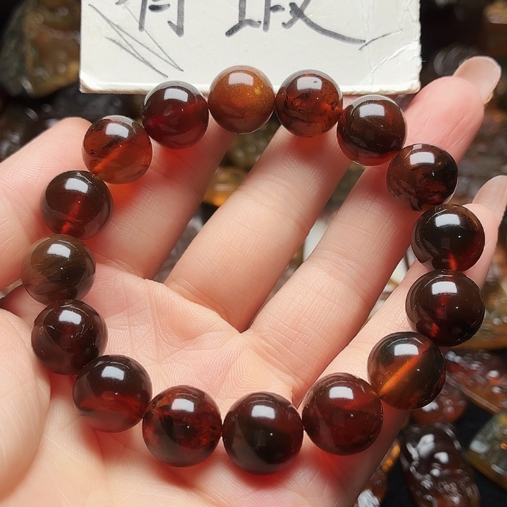 琥珀未镶嵌裸石13+89