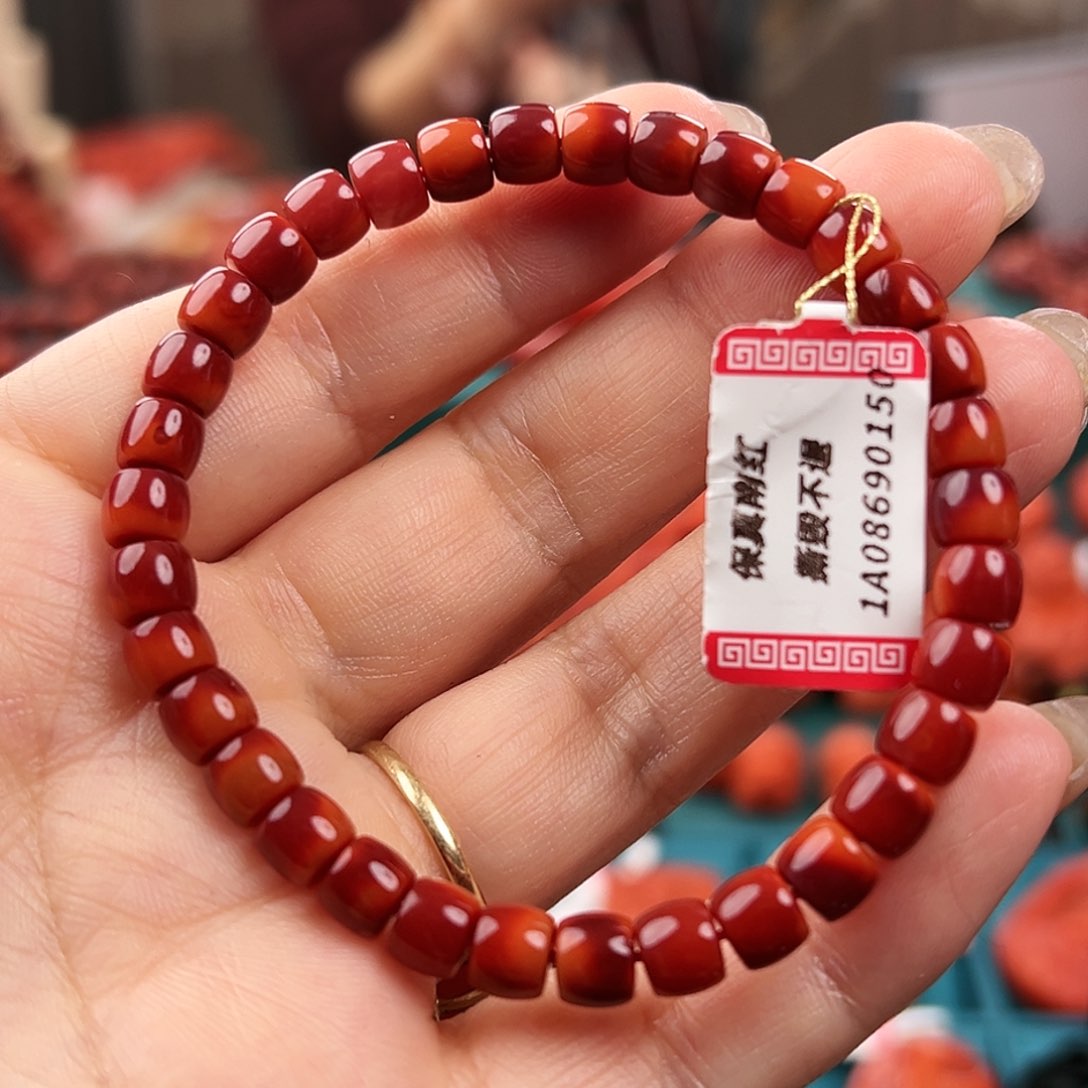 南红玛瑙手串未镶嵌