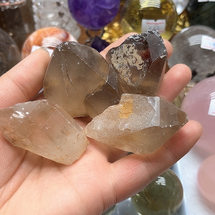 201克茶水晶原石未镶嵌水晶