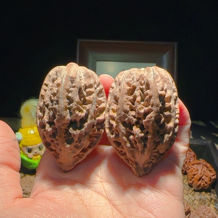 文玩核桃吊坠米子110