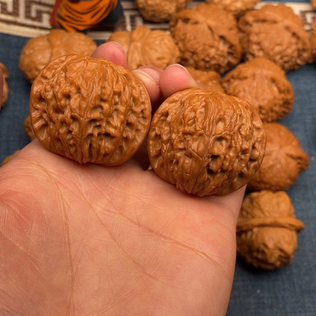 文玩核桃把件39正磨