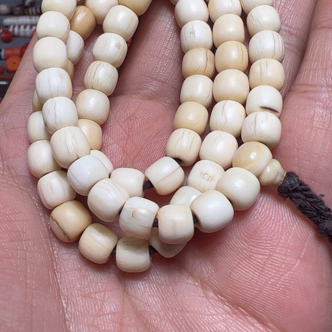 玻璃颈饰振****）1357899898898999