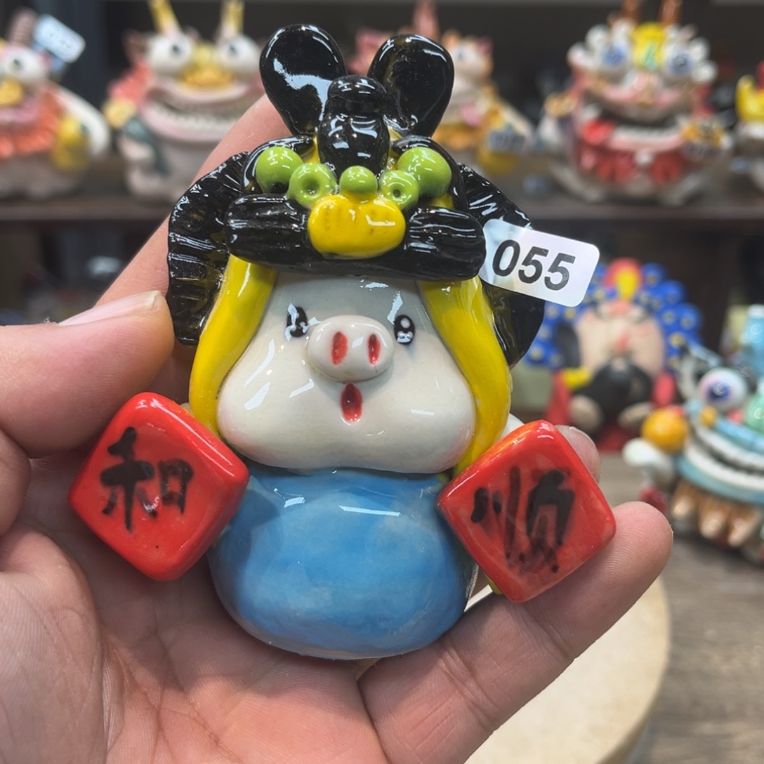 陶瓷纯手工抽象陶瓷摆件055