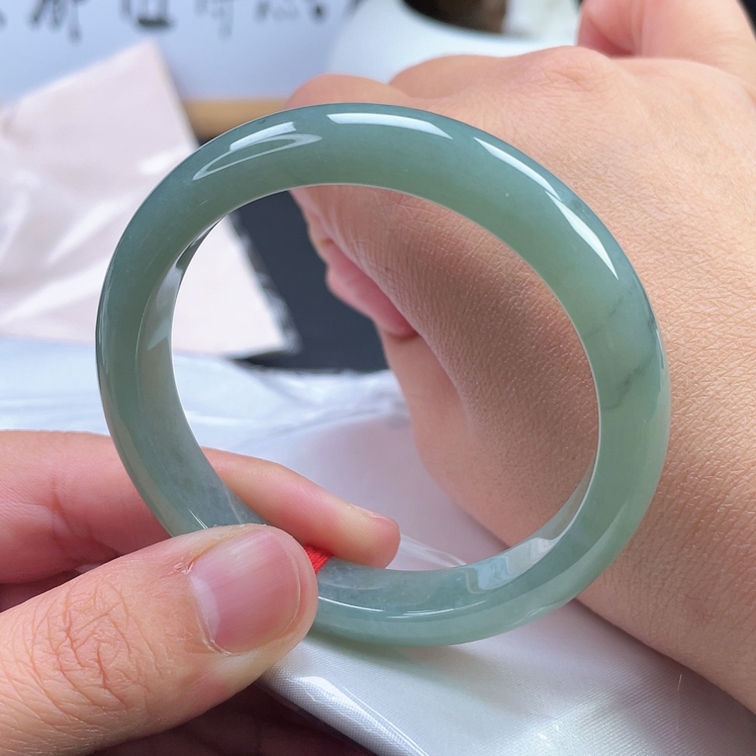 翡翠未镶嵌手镯正圈11