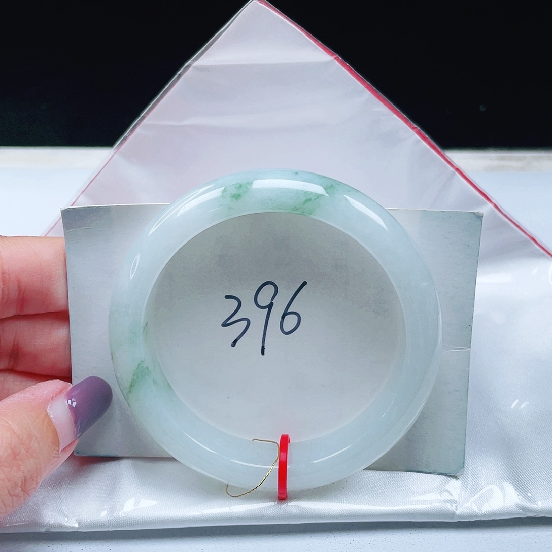 翡翠未镶嵌手镯缅甸翡翠54+