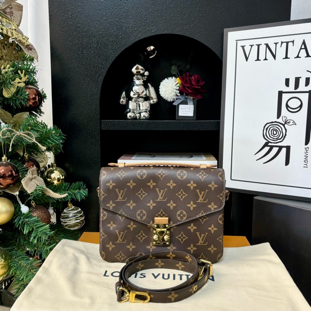 99新 LouisVuitton/路易威登 经典 邮差包单肩斜挎包女士时尚百搭
