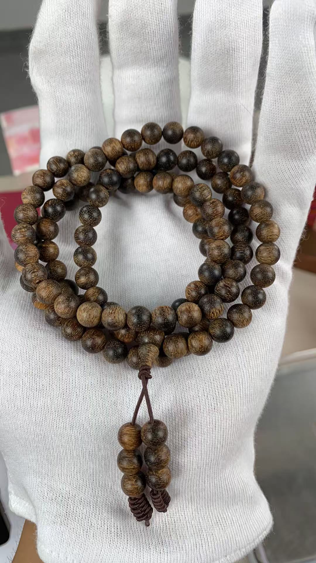 沉香达拉干玉化 倒架树心油 百年虫漏料 0.7*108颗27克 2229 L R