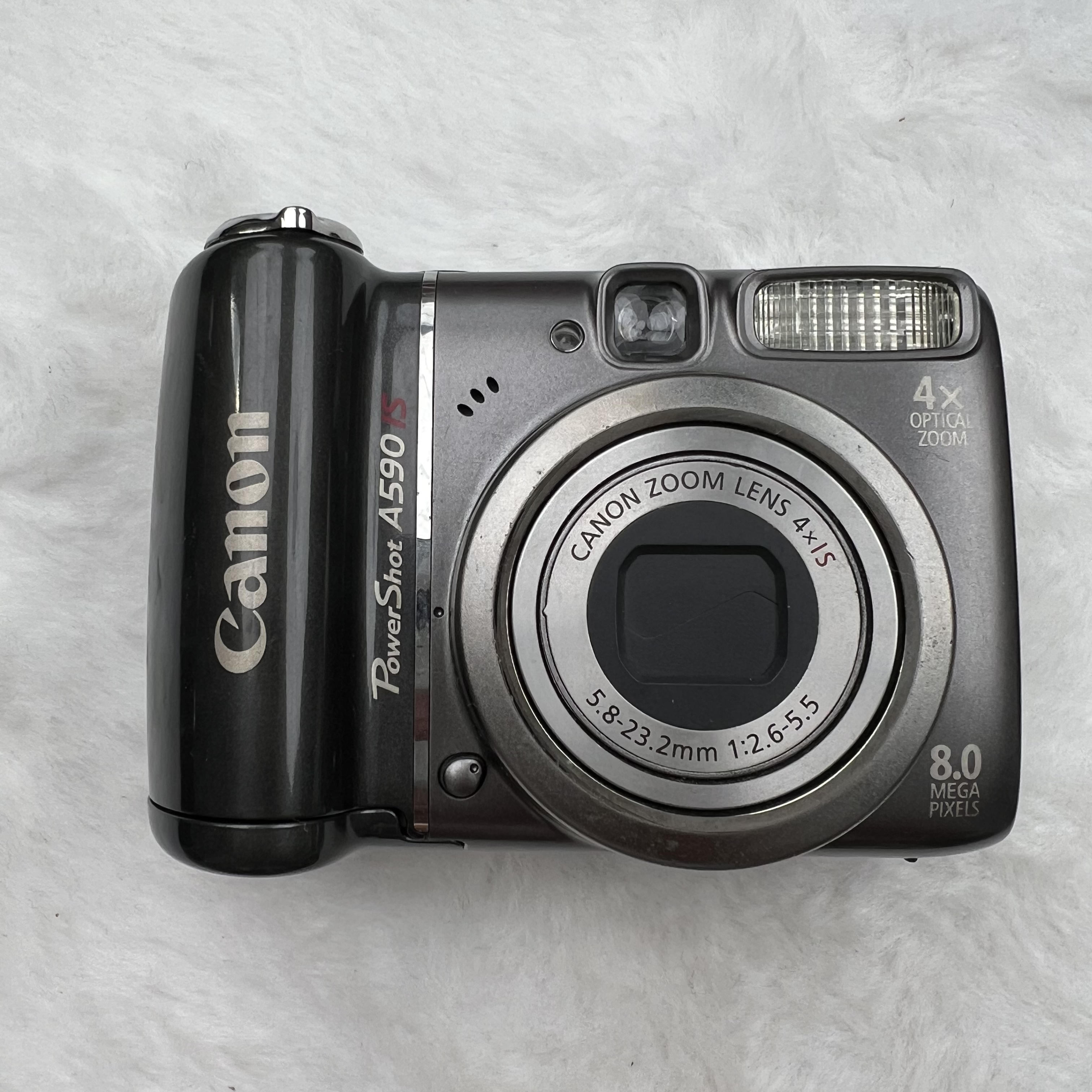 95新 Canon/佳能 A590银色800万像素4倍光学变焦ccd送可充电电池