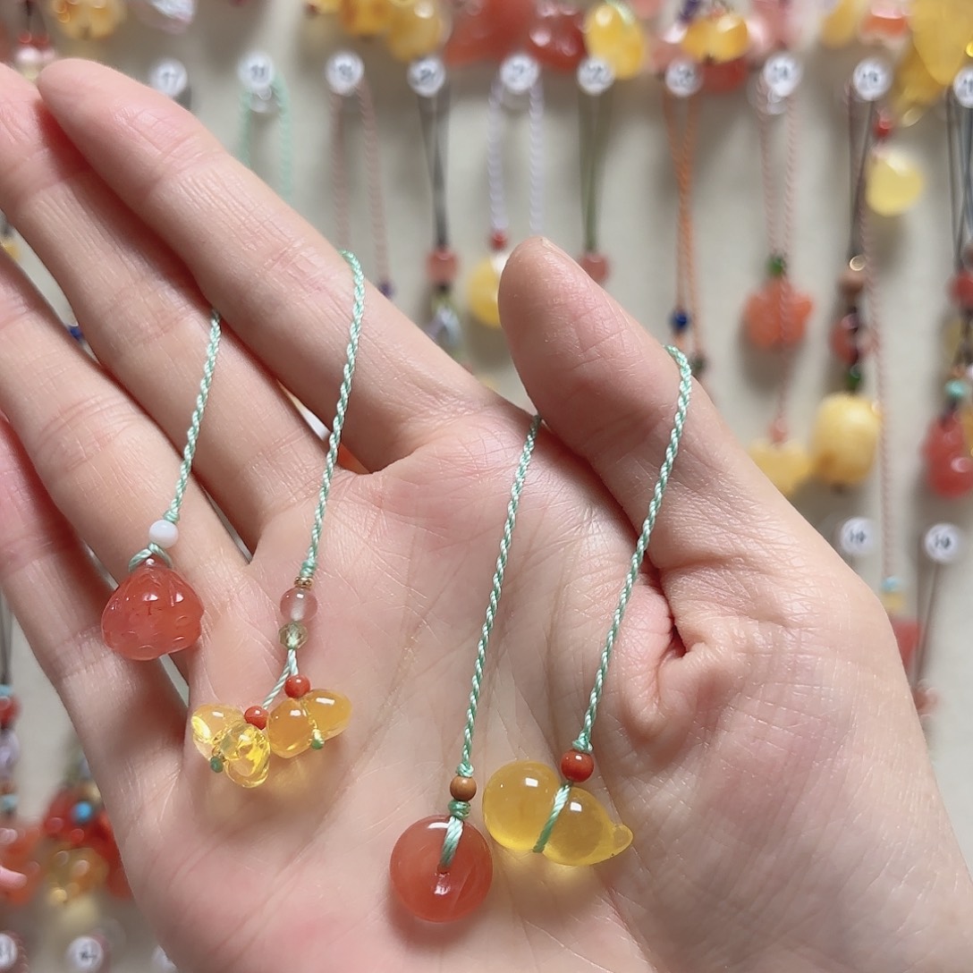 ~***~南红玛瑙未镶嵌吊坠(赠链)