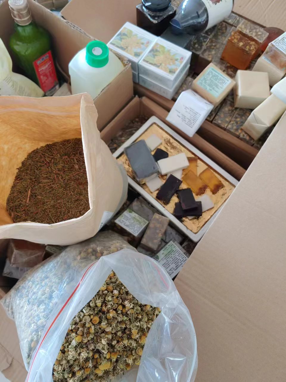 （孤品）桃谷金蛋手工皂及周边商品（勿自拍直播间看展示下单）