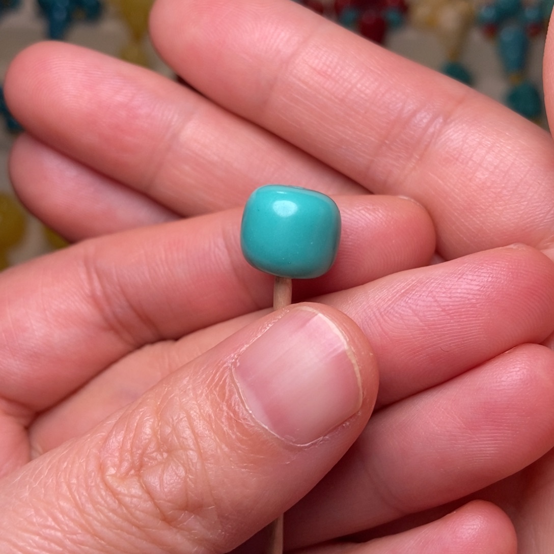 琉璃/树脂/塑料类