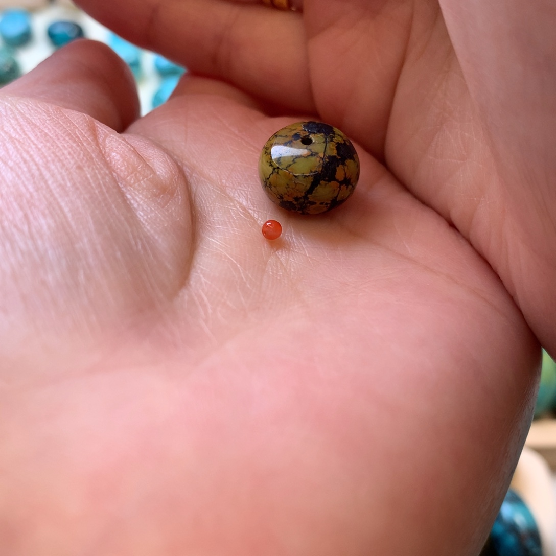 南红玛瑙未镶嵌珠宝奇石