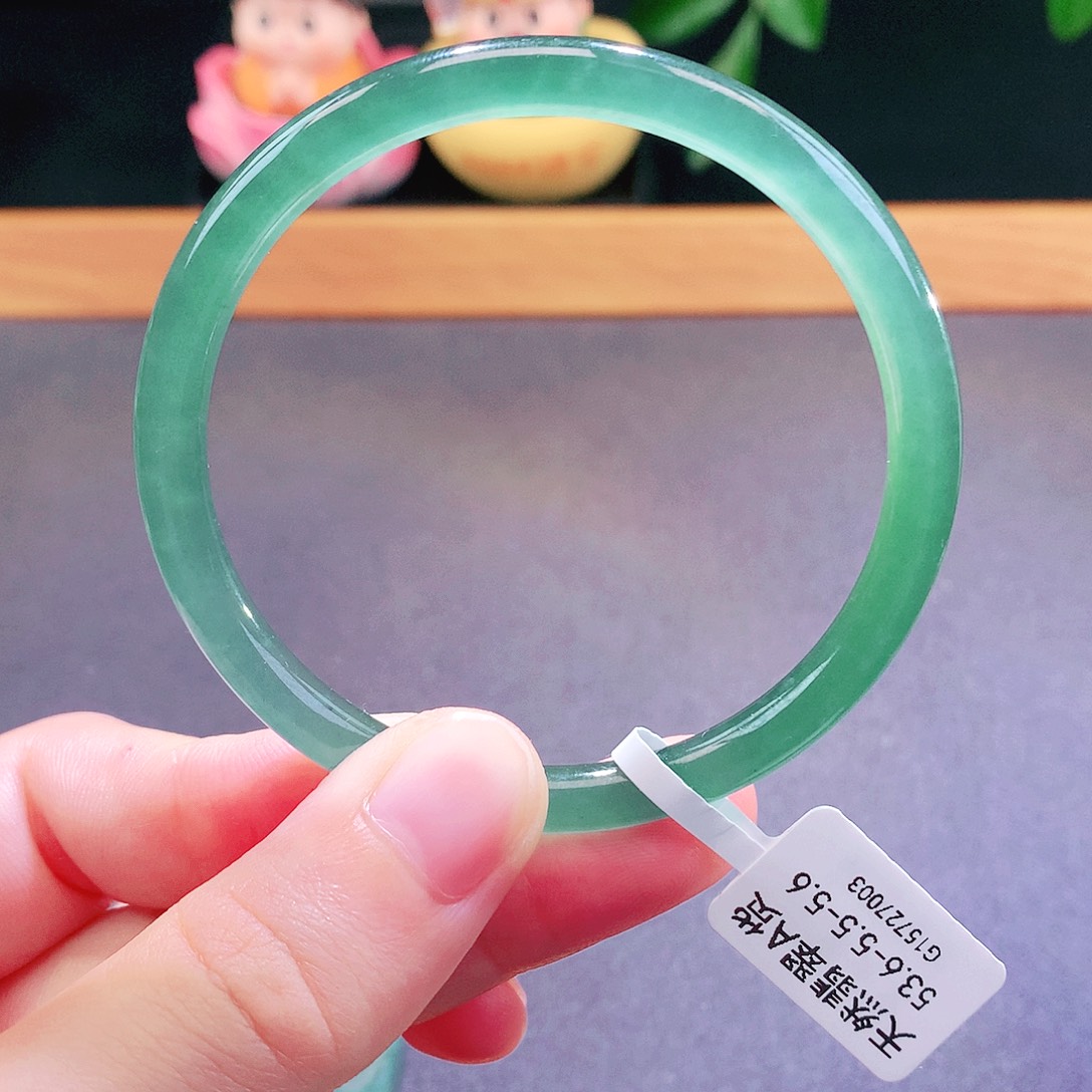 翡翠未镶嵌手镯天然翡翠