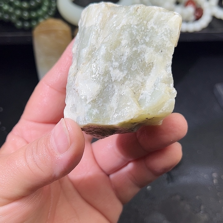 和田玉（糖玉）未镶嵌车挂