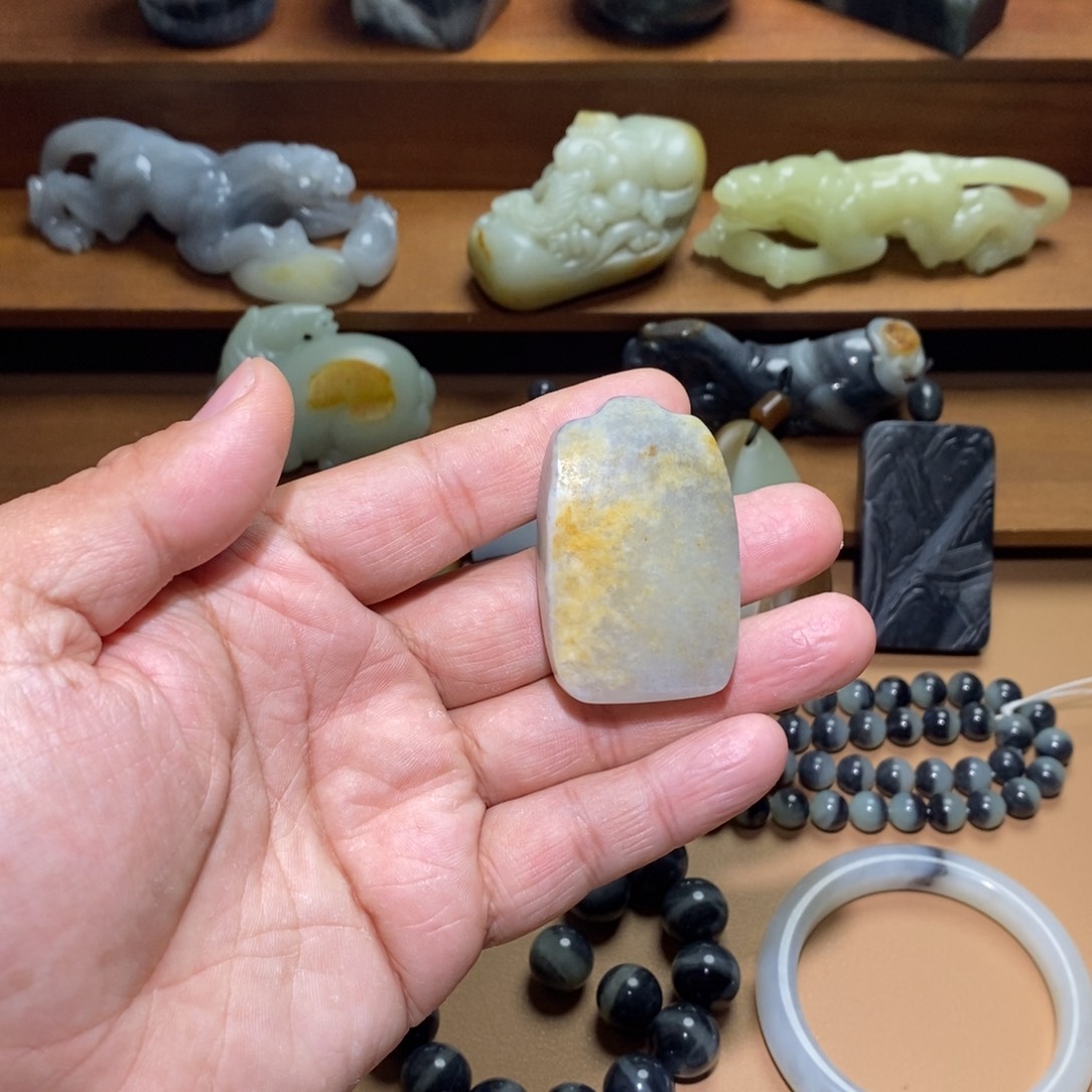 未镶嵌和田玉挂件