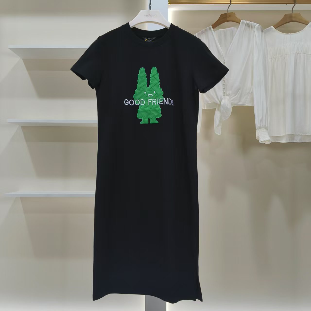 麦迪尚品【白LY】50416117 夏季简约修身T恤连衣裙品牌撤柜