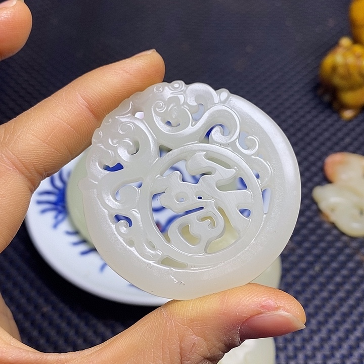 吊坠白玉菩提支持七天无理由