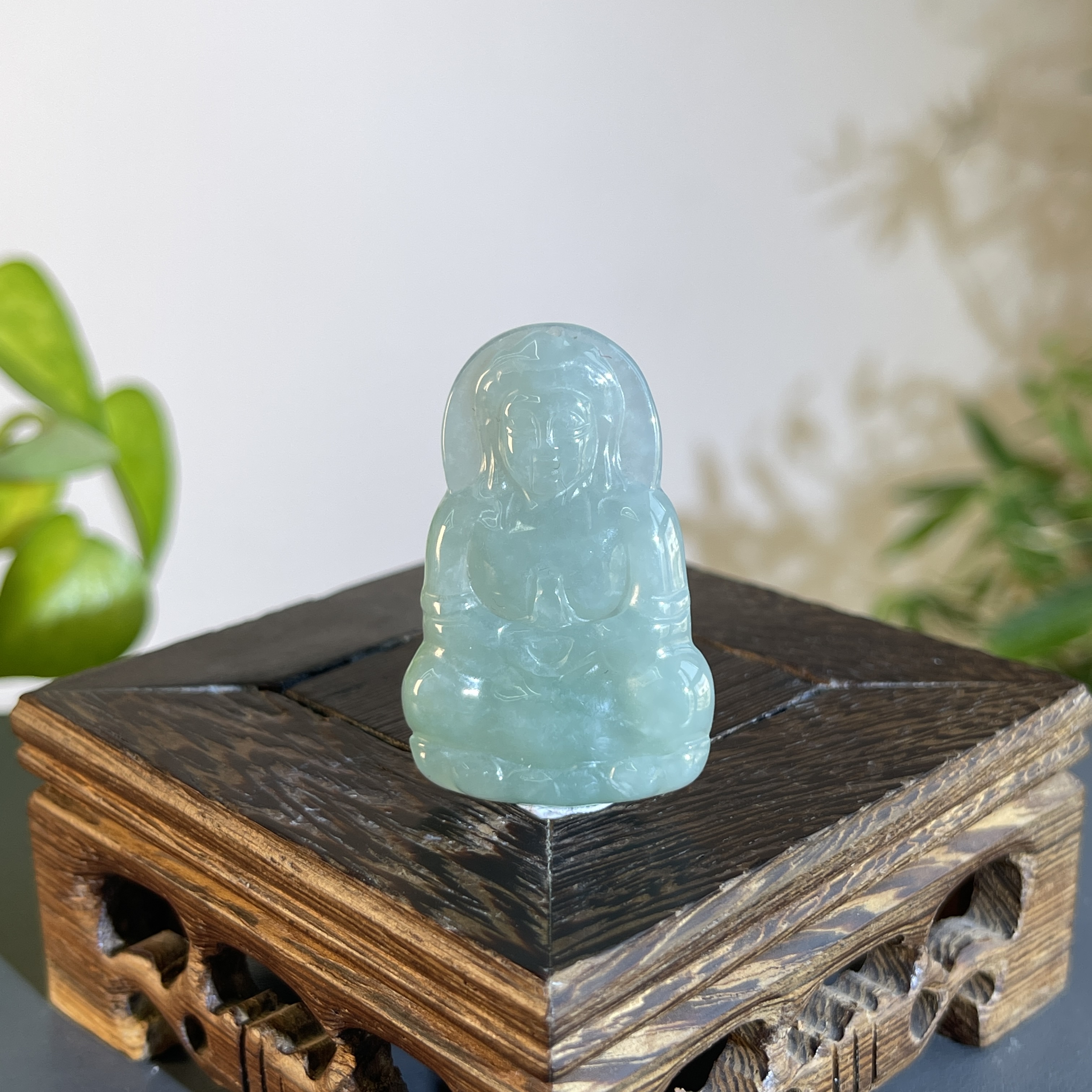 JTW03-010 天然翡翠缅甸A货 正装观音