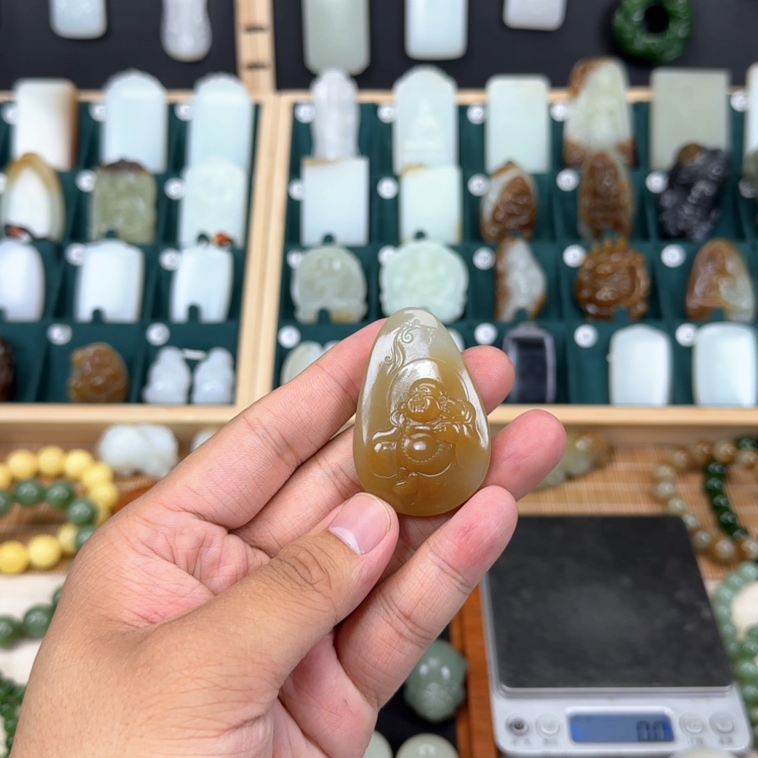 和田玉挂件未镶嵌