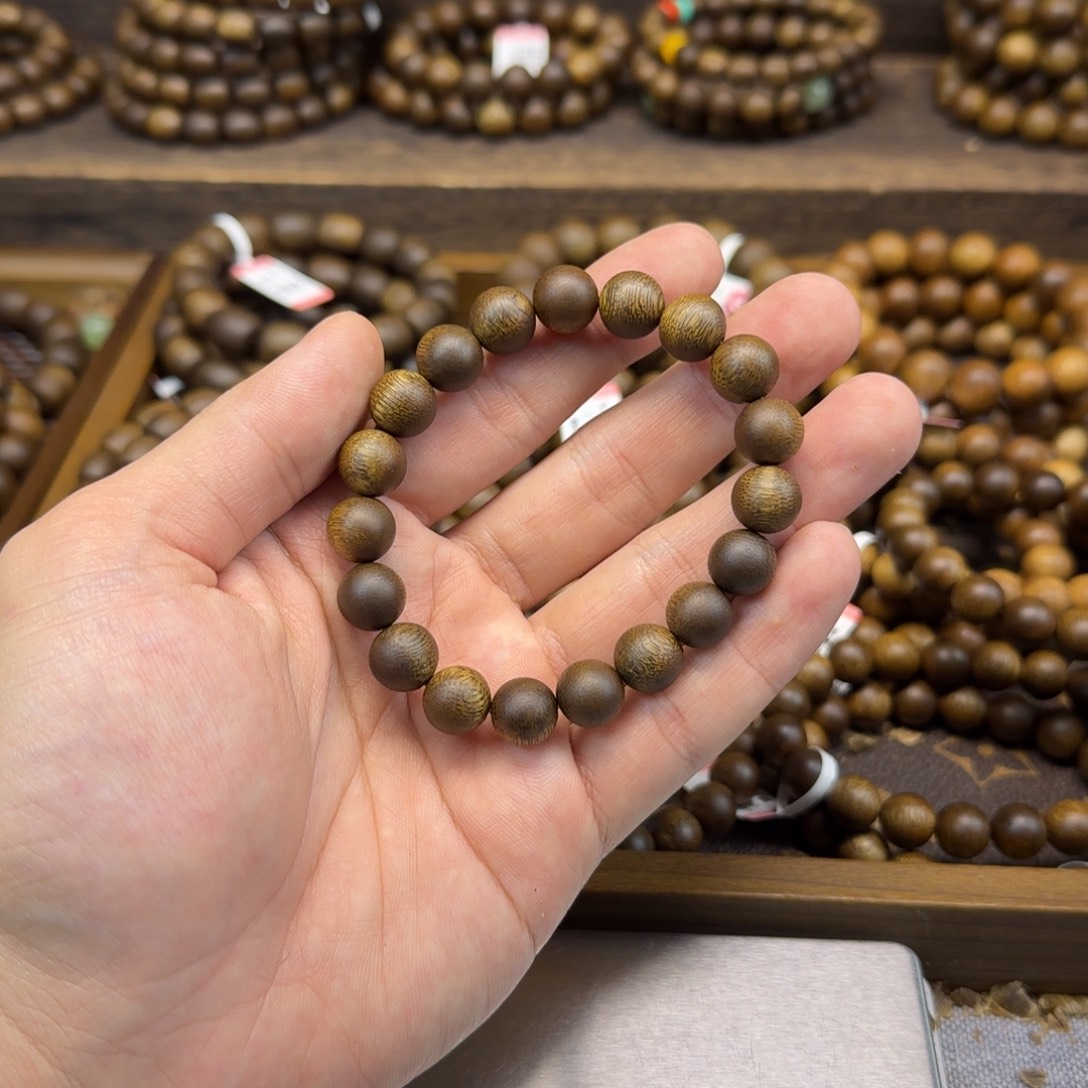 ****呀沉香手串10圆珠乌身圆叶一代苗货头99沉