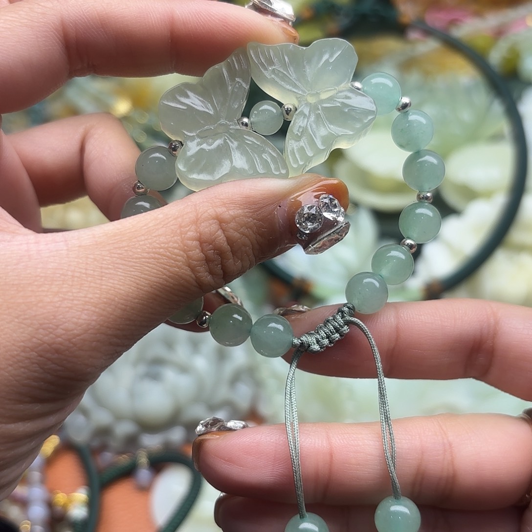 蛇纹石玉未镶嵌吊坠