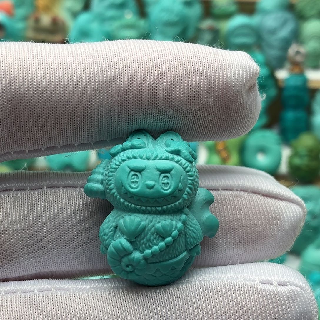 K***y绿松石未镶嵌饰品