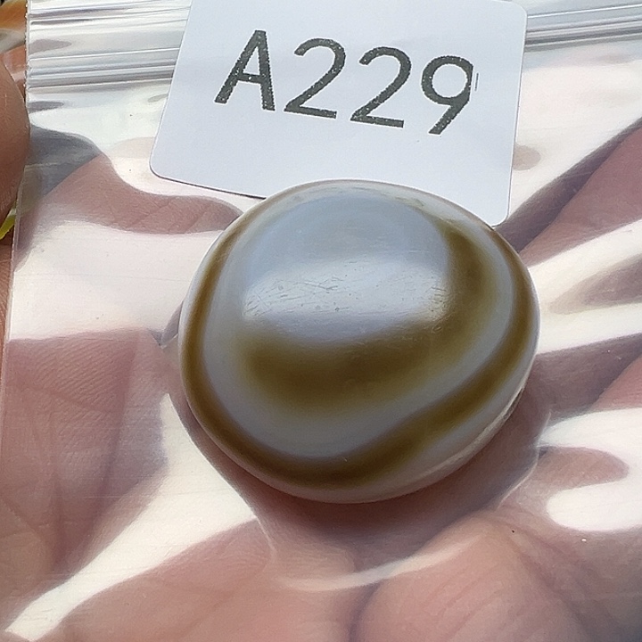 智***永玛瑙/玉髓未镶嵌手链