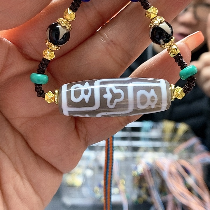 玛瑙/玉髓颈饰合金