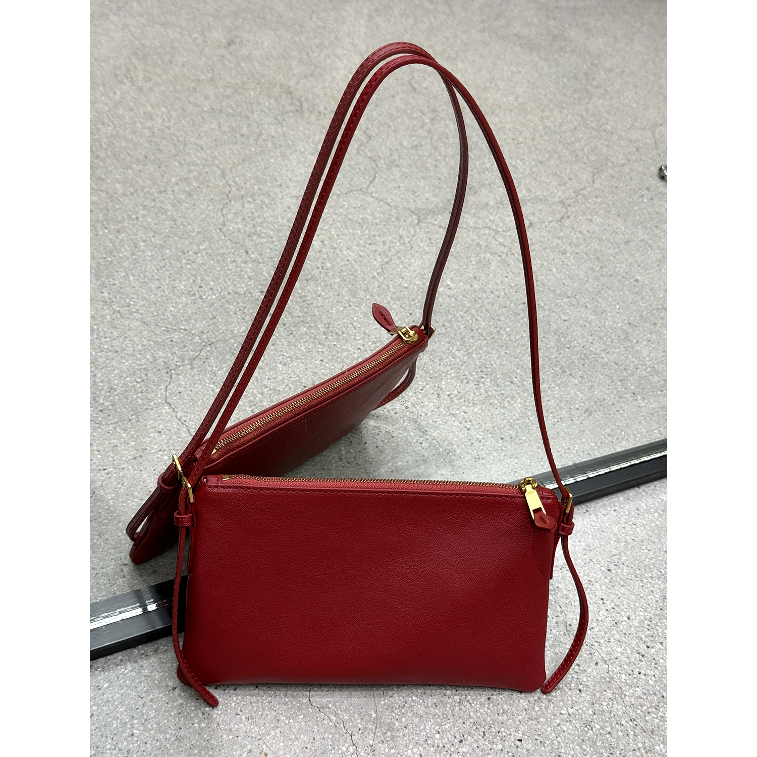 开播福利 红色羊皮信封包