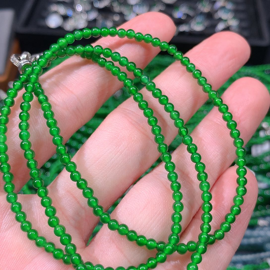 翡翠项链未镶嵌天然